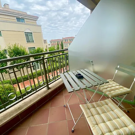 и студия в комплекс Flores Garden Διαμέρισμα Τσερνομόρετς