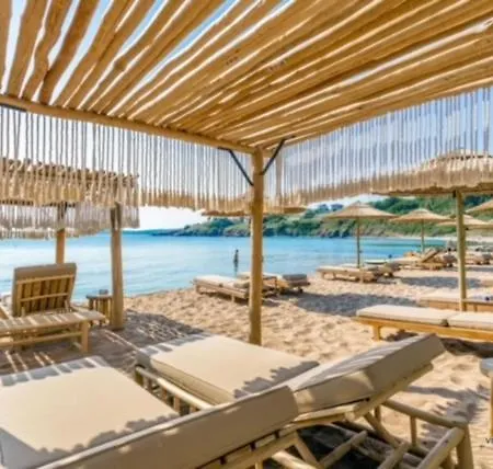 Διαμέρισμα и студия в комплекс Flores Garden *