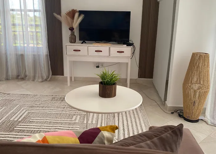 и студия в комплекс Flores Garden Appartamento *