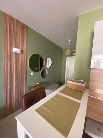 Appartamento и студия в комплекс Flores Garden Chernomorets