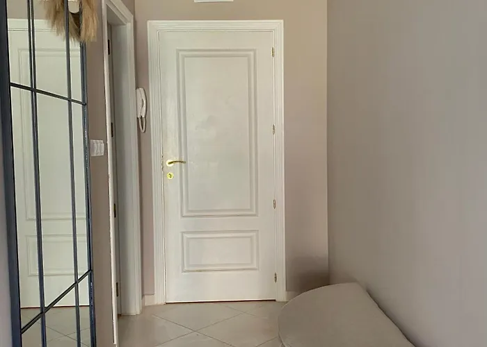 и студия в комплекс Flores Garden Appartamento