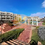 и студия в комплекс Flores Garden Τσερνομόρετς