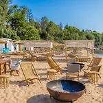 и студия в комплекс Flores Garden *