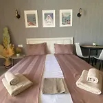 Διαμέρισμα и студия в комплекс Flores Garden *