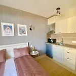 и студия в комплекс Flores Garden Τσερνομόρετς