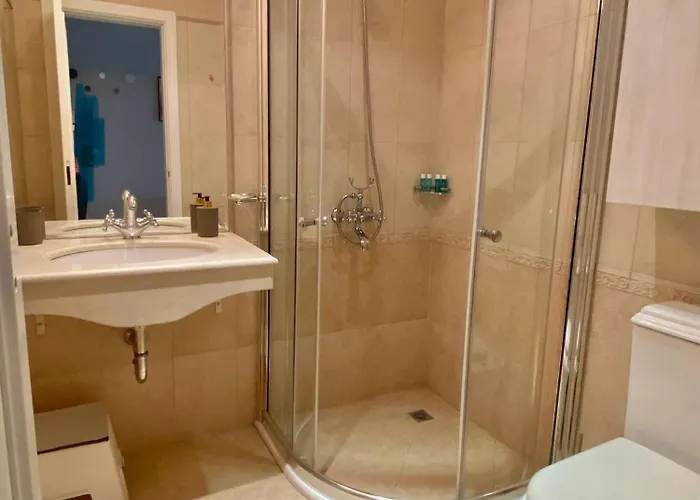 и студия в комплекс Flores Garden *