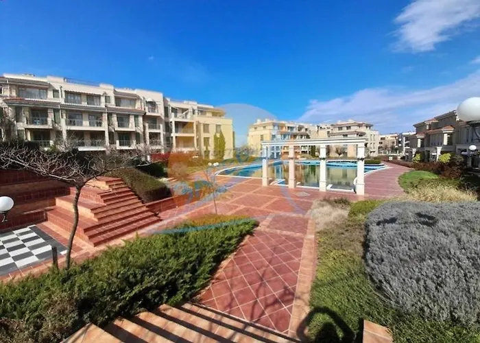 и студия в комплекс Flores Garden Cernomoreț