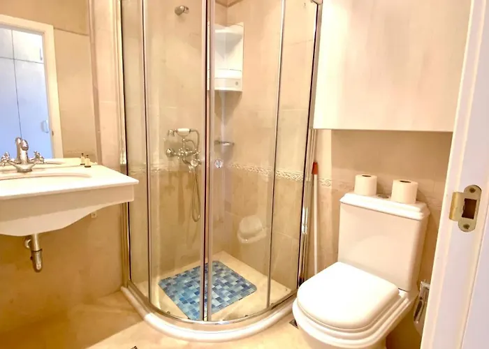 Apartament и студия в комплекс Flores Garden *